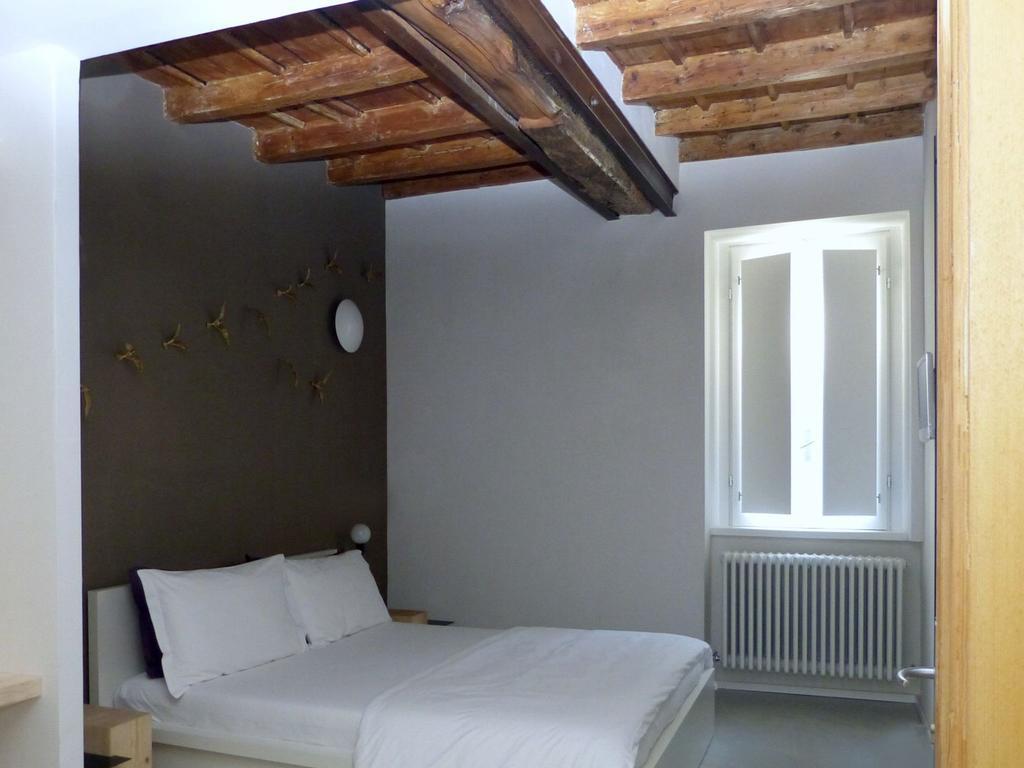 Fontana Rooms Lake Como Rum bild