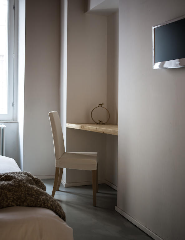 Fontana Rooms Lake Como Rum bild